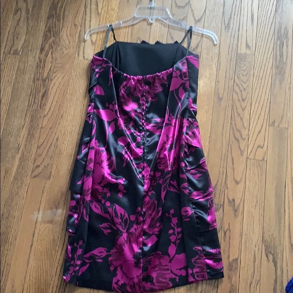 Floral Dress - Picture 2 of 3